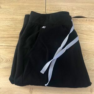Figs, Zamora jogger, size M, black